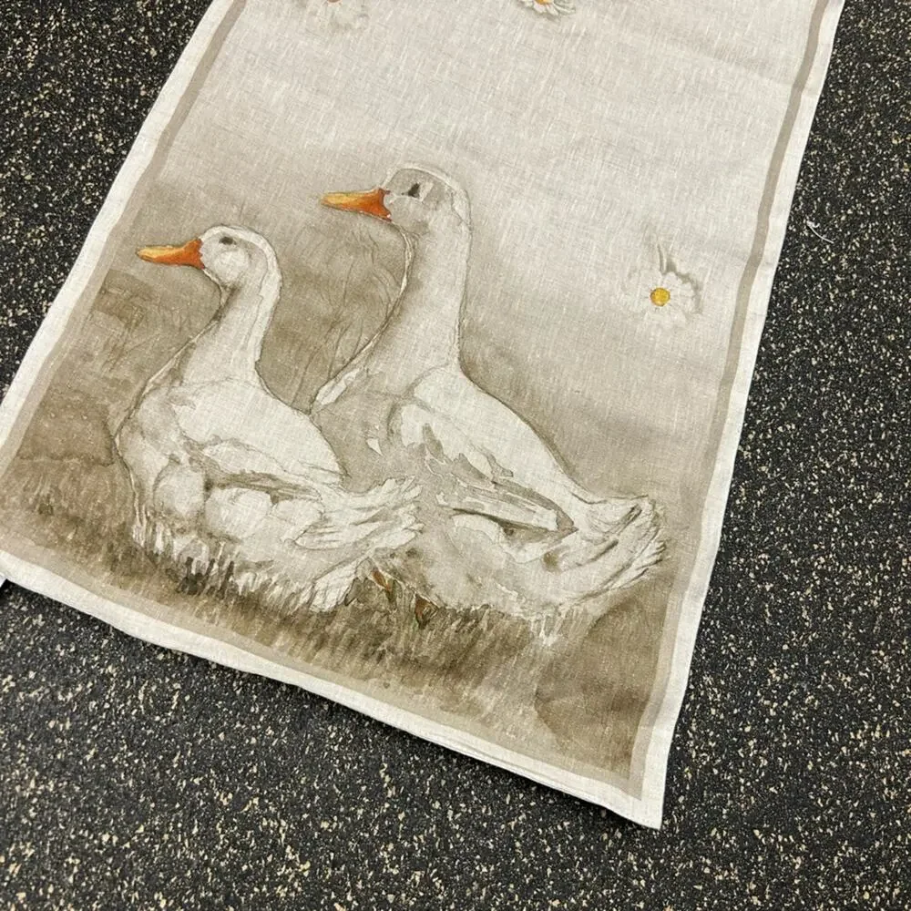 Williams Sonoma Volaille Table Runner 16 x 108 + 4 Napkins 100% Linen Ducks NWT
